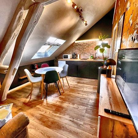 Appartement T2 Quartier Calme / Parking Gratuit Saint-Julien-les-Villas Экстерьер фото