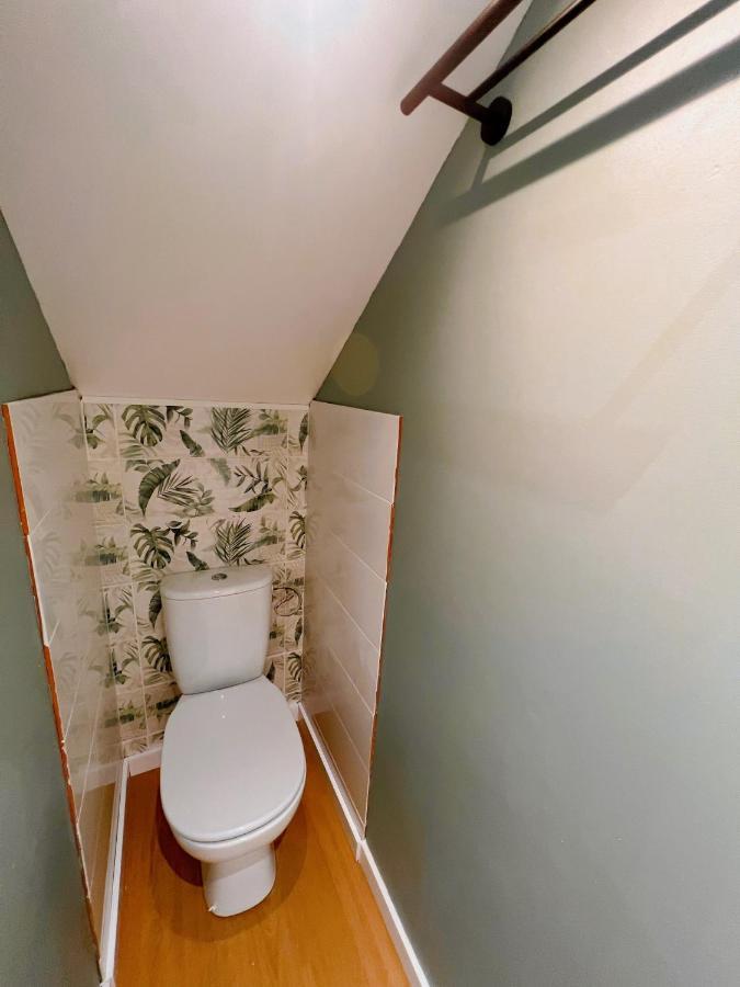 Appartement T2 Quartier Calme / Parking Gratuit Saint-Julien-les-Villas Экстерьер фото